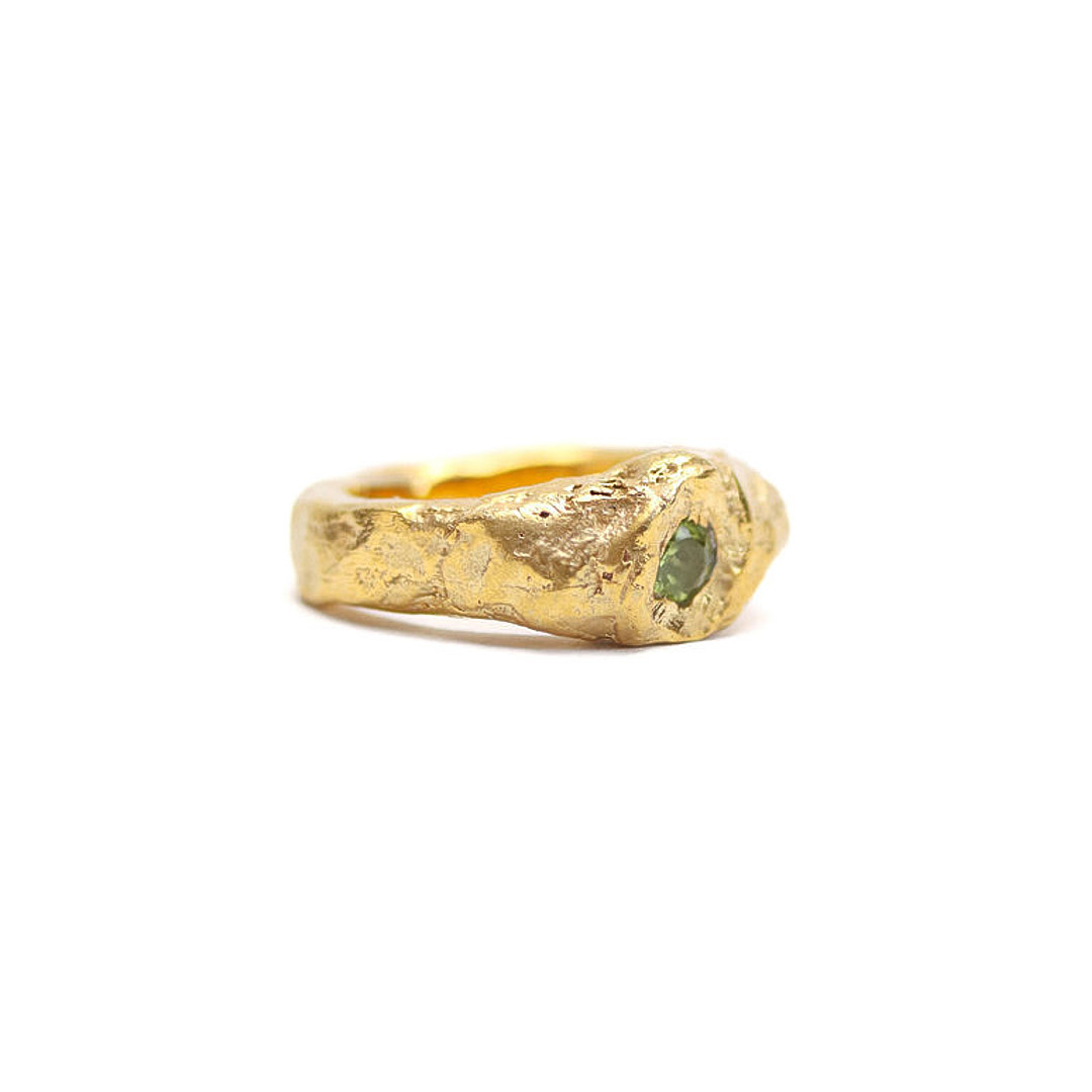 Anillo Hippo – Peridoto (Baño de Oro) - Image 2
