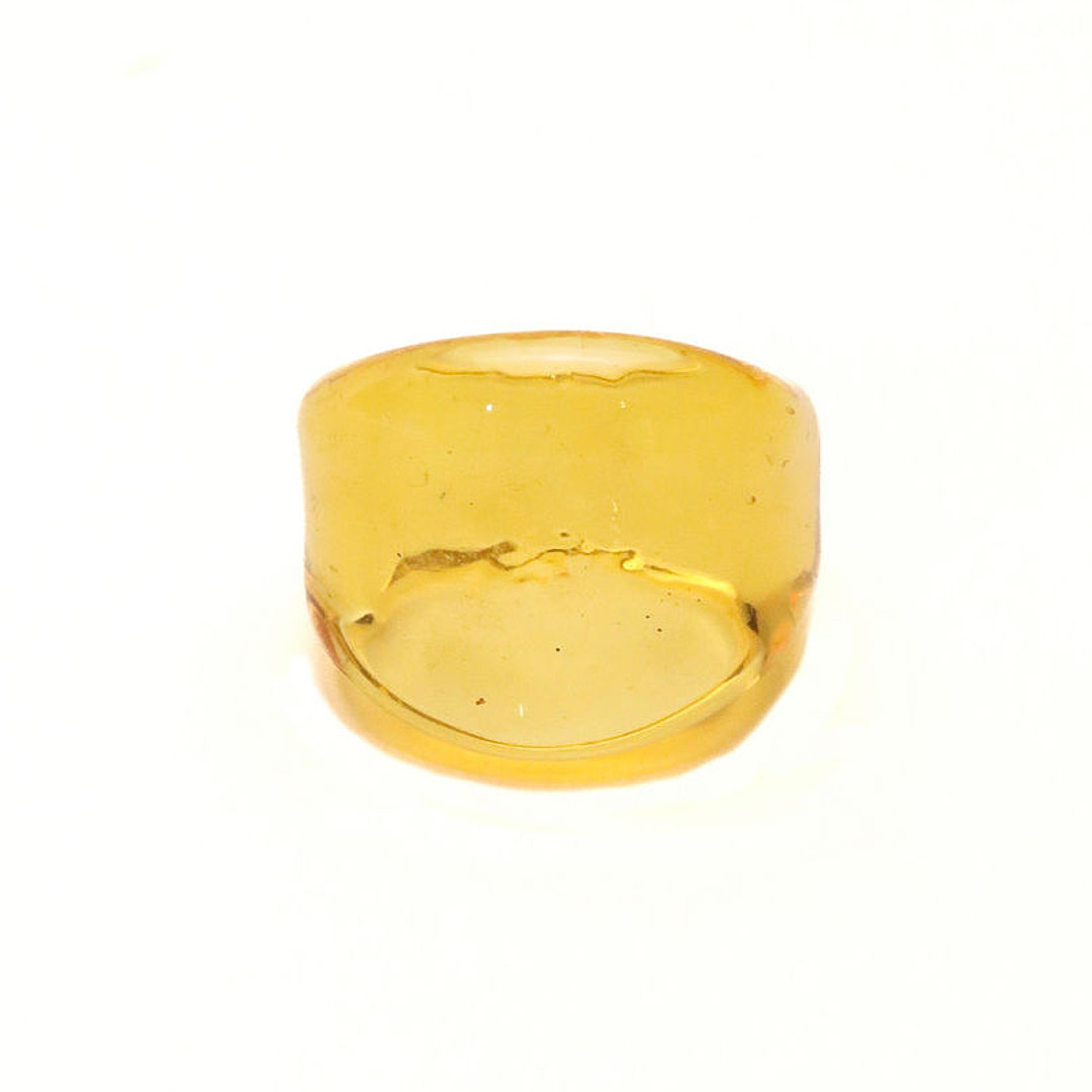 Anillo Metamorphosis Cóncavo – Amarillo